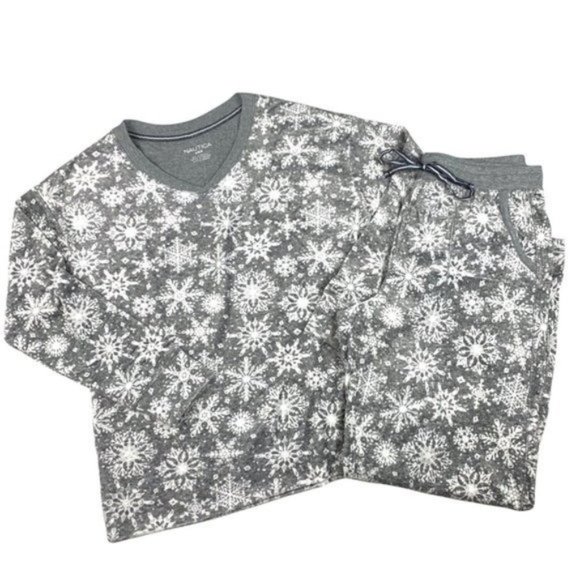 Nautica Other - 25. NWT Nautica 2-Piece Gray Snowflake Long Sleeve Fleece Pajama Set Small